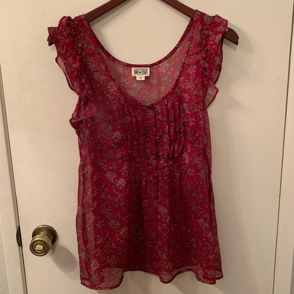 Converse Tops - Converse blouse tank Converse Tops - Converse blouse tank